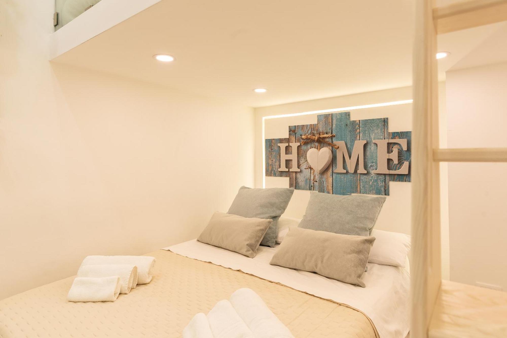 Apartmán House Benedetta Centro Di Napoli Exteriér fotografie