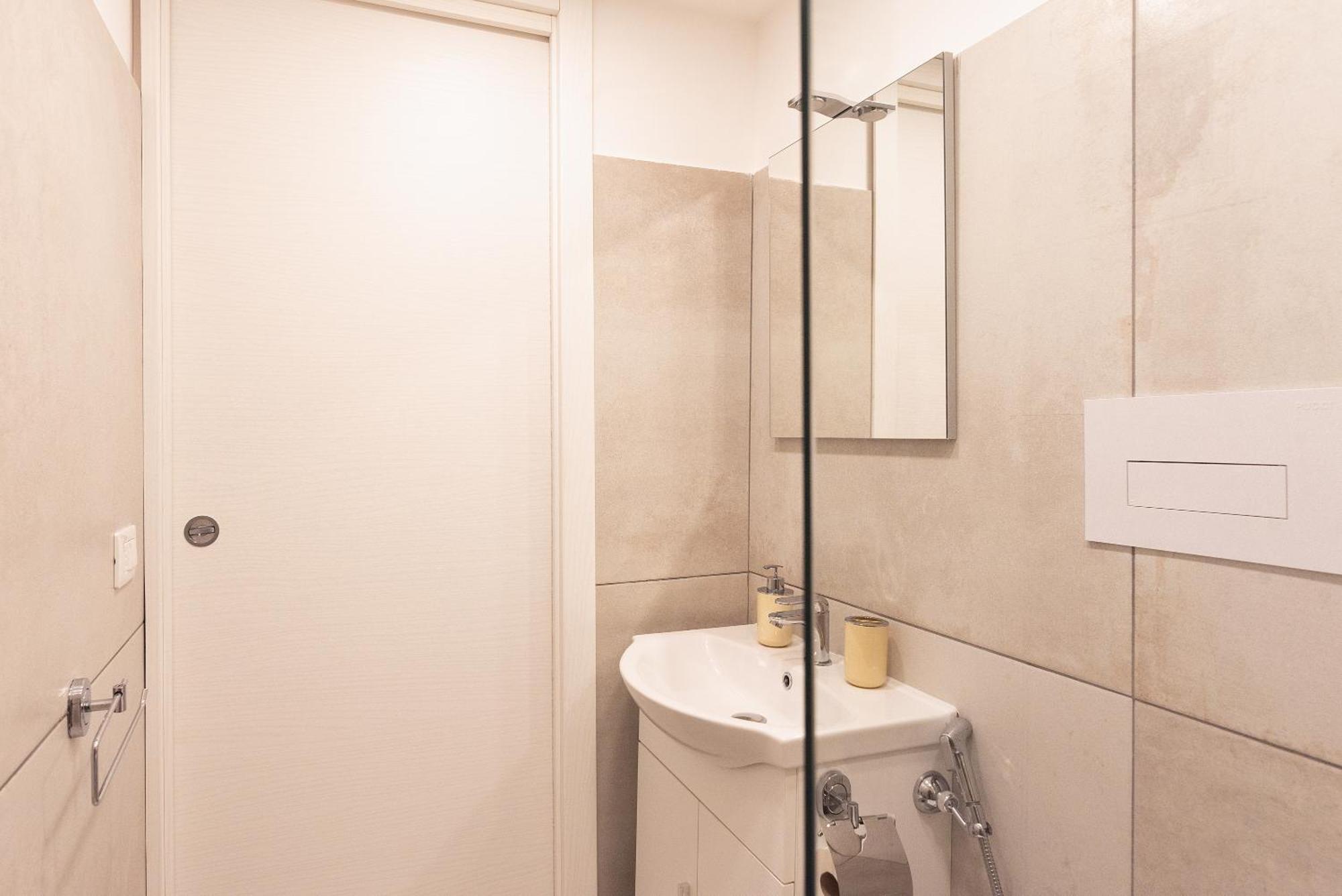 Apartmán House Benedetta Centro Di Napoli Exteriér fotografie